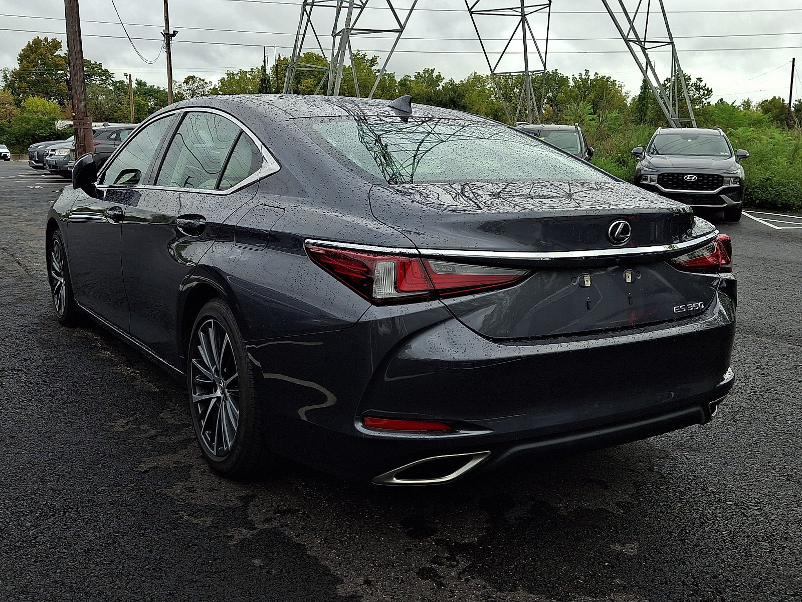 Used 2023 Lexus ES 350 w/ Premium Package FWD image 3