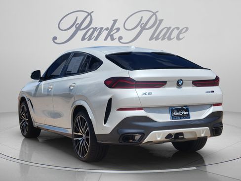 Used 2026 BMW X6 xDrive40i AWD/4WD image 3