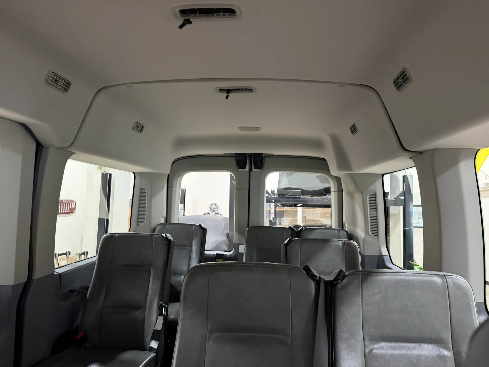 Used 2015 Ford Transit 150 XL RWD image 44