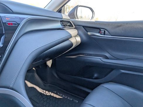 Used 2021 Toyota Camry XSE image 25