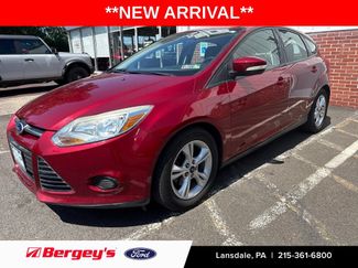 Used 2013 Ford Focus SE w/ SE Winter Pkg FWD video 1