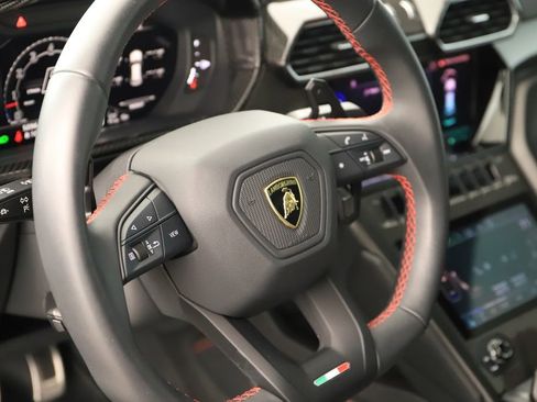 Used 2023 Lamborghini Urus S AWD/4WD image 16