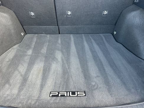 Certified 2020 Toyota Prius LE w/ Carpet Mat Package image 19