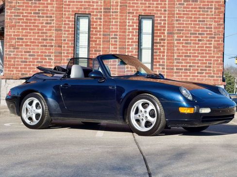 Used 1995 Porsche 911 Carrera image 3