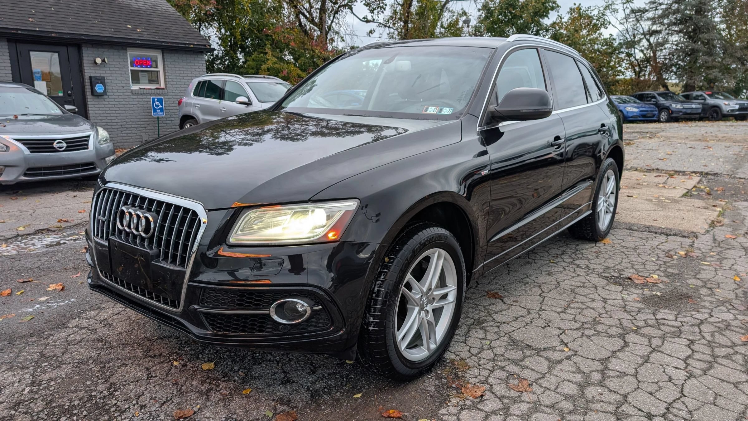 Used 2013 Audi Q5 3.0T Premium Plus AWD/4WD image 1