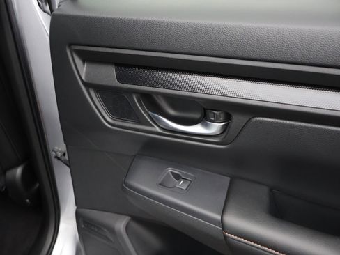 Used 2025 Honda CR-V Sport-L image 14