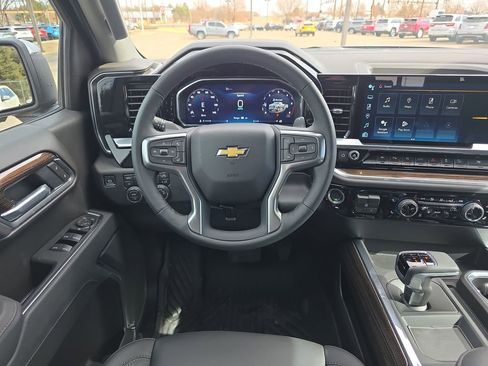 New 2026 Chevrolet Silverado 1500 LT image 13