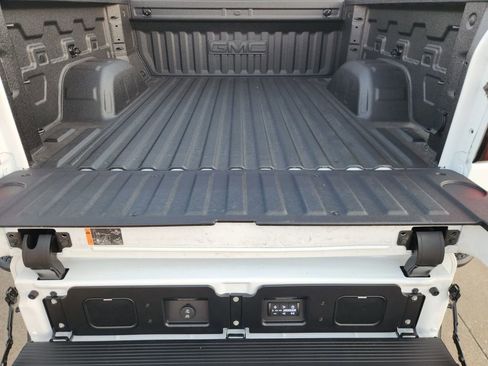 New 2026 GMC Sierra 1500 AT4X image 21