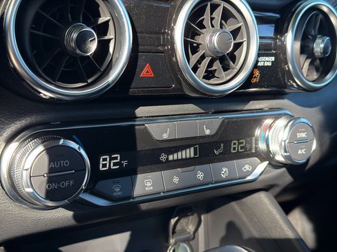 New 2025 Nissan Sentra SR image 26