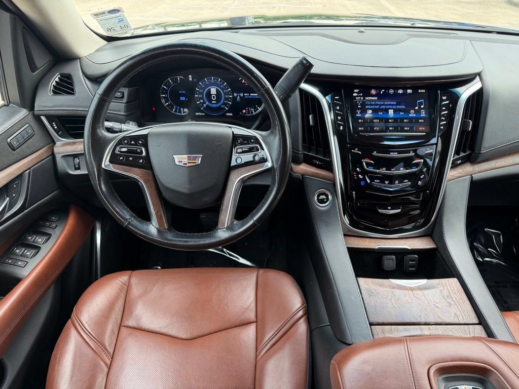 Used 2019 Cadillac Escalade ESV Premium Luxury RWD image 17