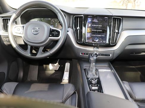 Used 2021 Volvo XC60 T5 R-Design w/ Advanced Package AWD/4WD image 38