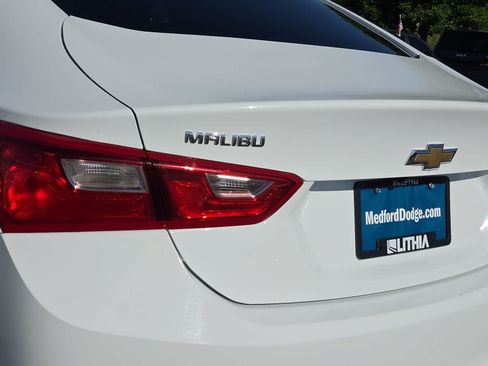 Used 2023 Chevrolet Malibu LT FWD image 15