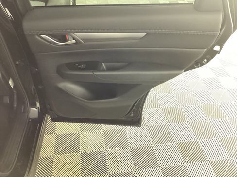 Used 2025 MAZDA CX-5 AWD 2.5 S w/ Preferred Package image 12