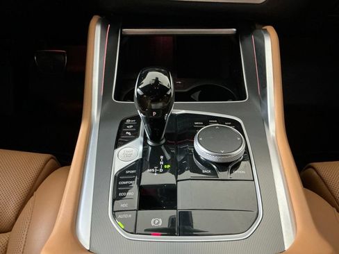 Certified 2023 BMW X6 xDrive40i w/ M Sport Package AWD/4WD image 13