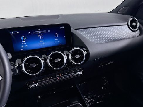 Certified 2026 Mercedes-Benz GLA 250 image 21