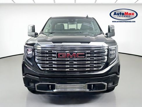 Used 2024 GMC Sierra 1500 Denali w/ Denali Carbonpro Edition AWD/4WD image 7