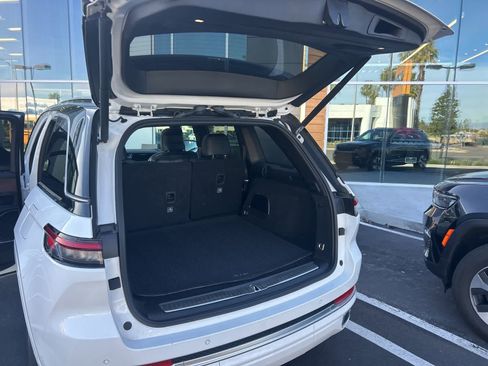 Used 2022 Jeep Grand Cherokee Summit w/ Advanced Protech Group IV image 30