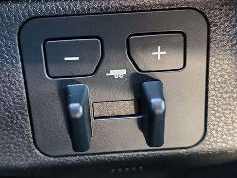 Used 2023 Toyota Tundra SR5 w/ SR5 Convenience Package image 30