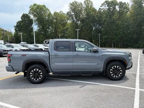 Used 2024 Nissan Frontier PRO-4X w/ Technology Package AWD/4WD image 9