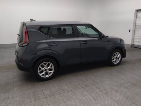 Used 2025 Kia Soul LX FWD image 10