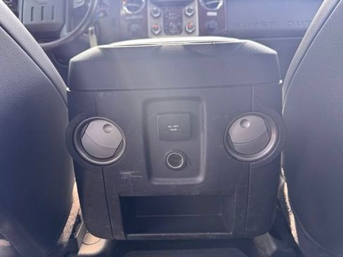 Used 2015 Ford F250 Lariat w/ Lariat Ultimate Package AWD/4WD image 23