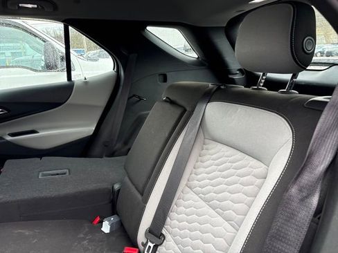 Used 2020 Chevrolet Equinox LS image 11