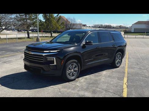 Certified 2025 Chevrolet Traverse LT w/ Driver Confidence Package AWD/4WD image 31