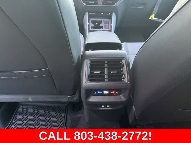 Used 2026 Volkswagen Tiguan SEL R-Line AWD/4WD image 15