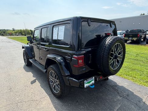 Used 2024 Jeep Wrangler High Altitude AWD/4WD image 7