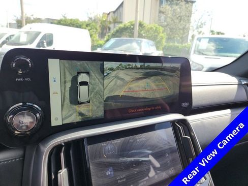 Used 2023 Lexus LX 600 F Sport image 4