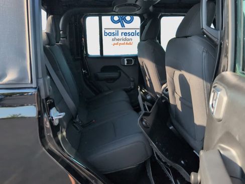 Used 2023 Jeep Gladiator Sport w/ Trailer Tow Package image 21