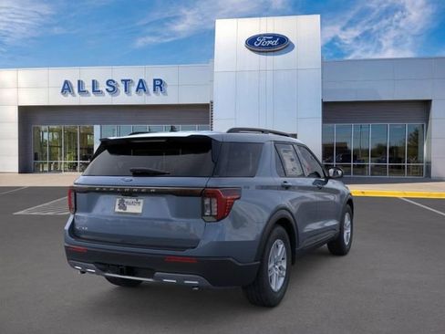 New 2026 Ford Explorer Active RWD image 8