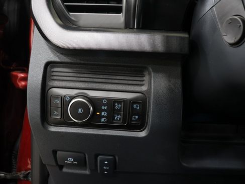 Used 2025 Ford F350 Platinum image 19