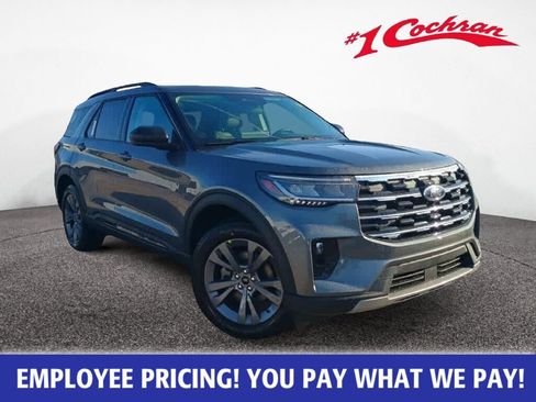 New 2026 Ford Explorer Active w/ Active Comfort Package AWD/4WD image 1