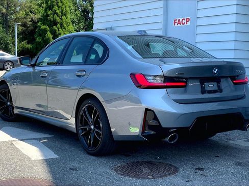 Used 2023 BMW 330e xDrive w/ M Sport Package AWD/4WD image 3