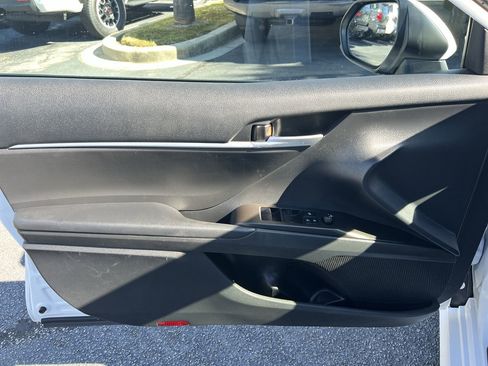 Used 2023 Toyota Camry LE image 14