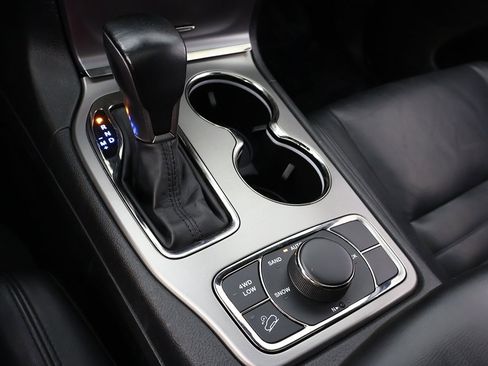 Used 2021 Jeep Grand Cherokee Limited X image 55