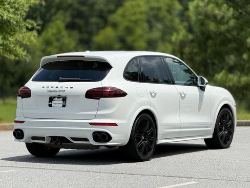 Used 2016 Porsche Cayenne GTS AWD/4WD image 11