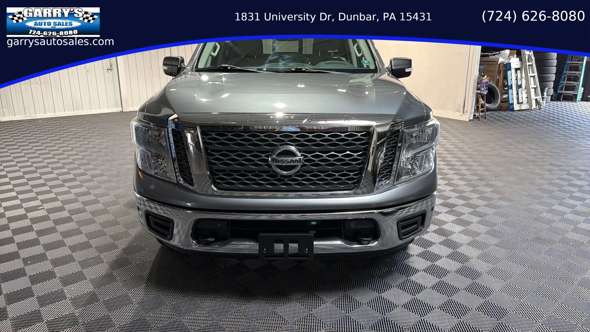 Used 2018 Nissan Titan SV w/ SV Convenience Package AWD/4WD image 2