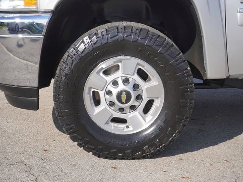 Used 2014 Chevrolet Silverado 3500 LT w/ Custom Sport Truck Package AWD/4WD image 10