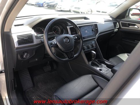 Used 2019 Volkswagen Atlas SE FWD image 10