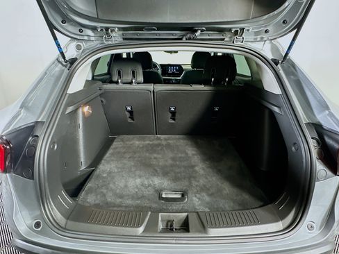 Used 2025 Chevrolet Trax LS w/ LS Convenience Package image 28