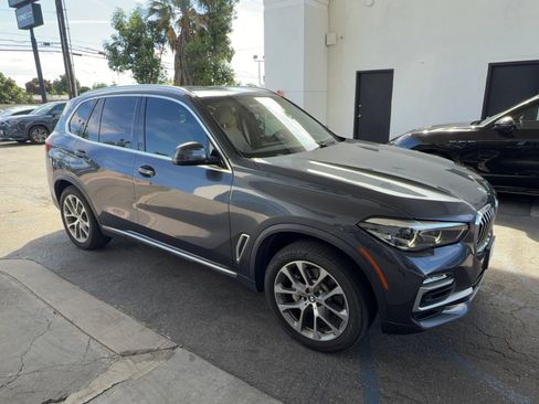 Used 2019 BMW X5 xDrive40i w/ Premium Package 2 image 8