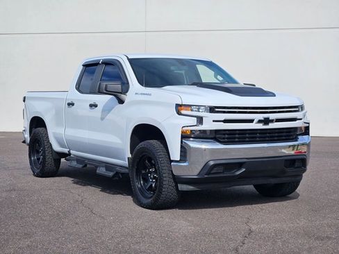 Used 2019 Chevrolet Silverado 1500 W/T w/ WT Convenience Package image 3
