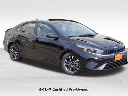 Certified 2024 Kia Forte LXS FWD image 1