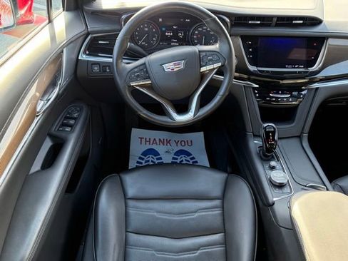 Used 2022 Cadillac XT6 Premium Luxury w/ Platinum Package image 38