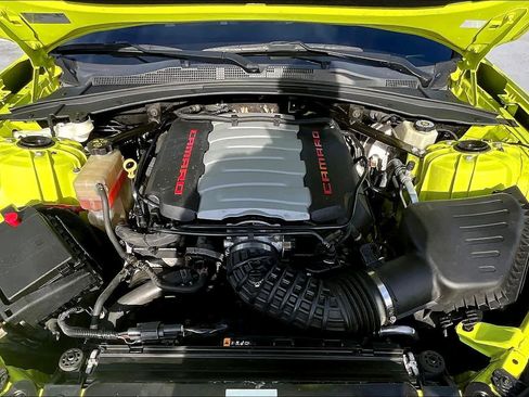 Used 2021 Chevrolet Camaro LT w/ RS Package image 24