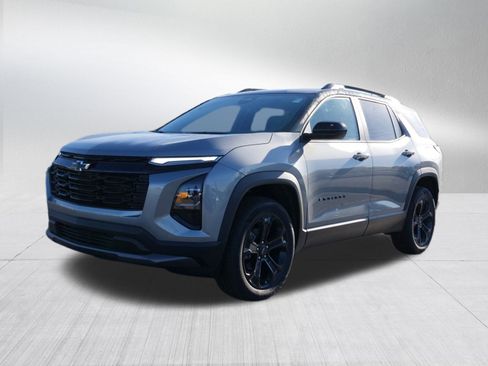 New 2026 Chevrolet Equinox LT w/ Convenience Package II image 7