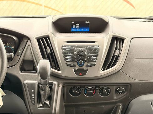 Used 2019 Ford Transit 350 XL image 25