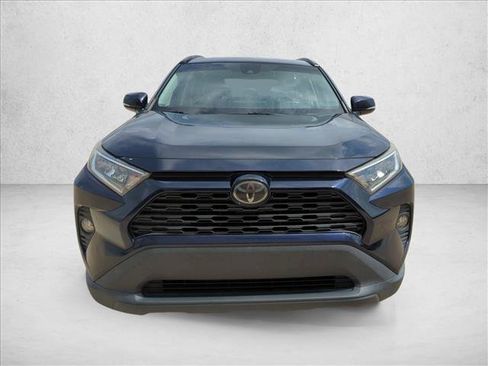 Certified 2019 Toyota RAV4 XLE w/ Convenience Package FWD image 2